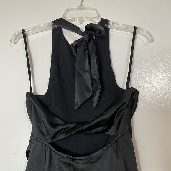 NEW! Selfie Leslie Sonoma Halterneck Faux Wrap Twist Back Mini Dress Black Small - Picture 6 of 8